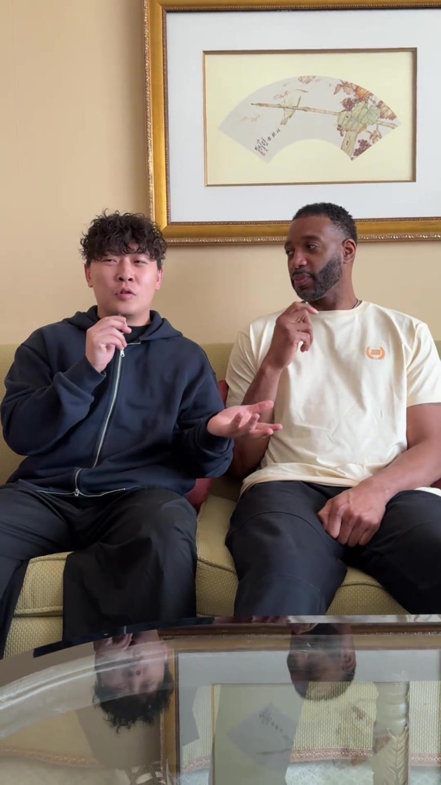 小伙子你真勇啊，在麥迪面前“那個(gè)，那個(gè)”的