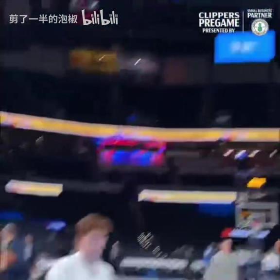 寶藏球員！你覺得小瓊斯能延續(xù)去年季后賽的亮眼表現(xiàn)嗎？